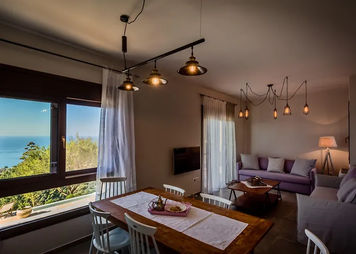 Villa Yades *
