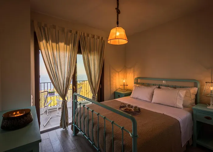 Villa Yades *