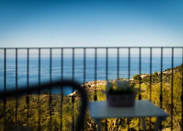 Villa Yades Athánion